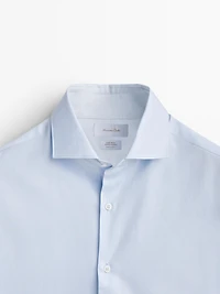 Slim fit cotton shirt with double cuffs