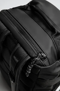 TECHNICAL TRAVEL BACKPACK