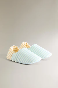 KIDS' STRIPED SLIPPERS