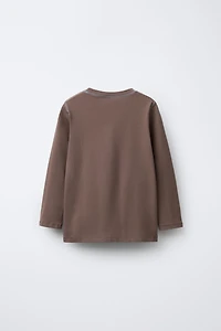 LOT DE DEUX T-SHIRTS SURJETÉS À CONTRASTE