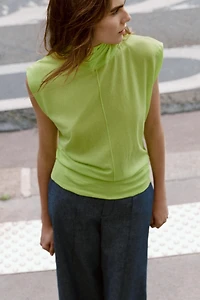FLUID KNIT HIGH COLLAR TOP