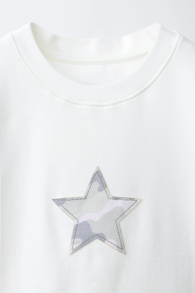 T-SHIRT À PIÈCE CAMOUFLAGE