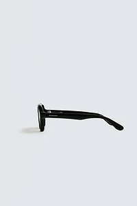 SQUARE SUNGLASSES