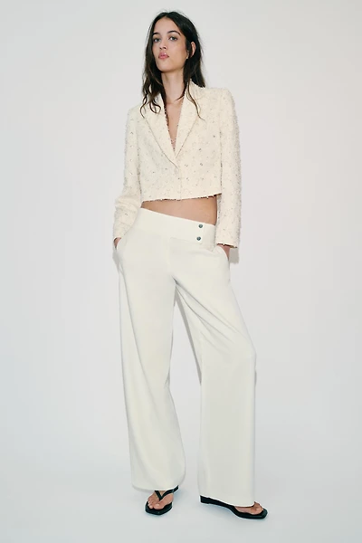 VESTE COURTE EFFRANGÉE À FANTAISIE