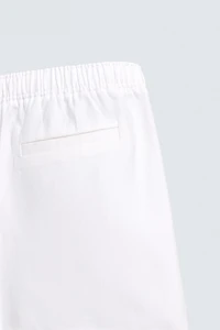 RELAXED FIT TEXTURED SHORTS