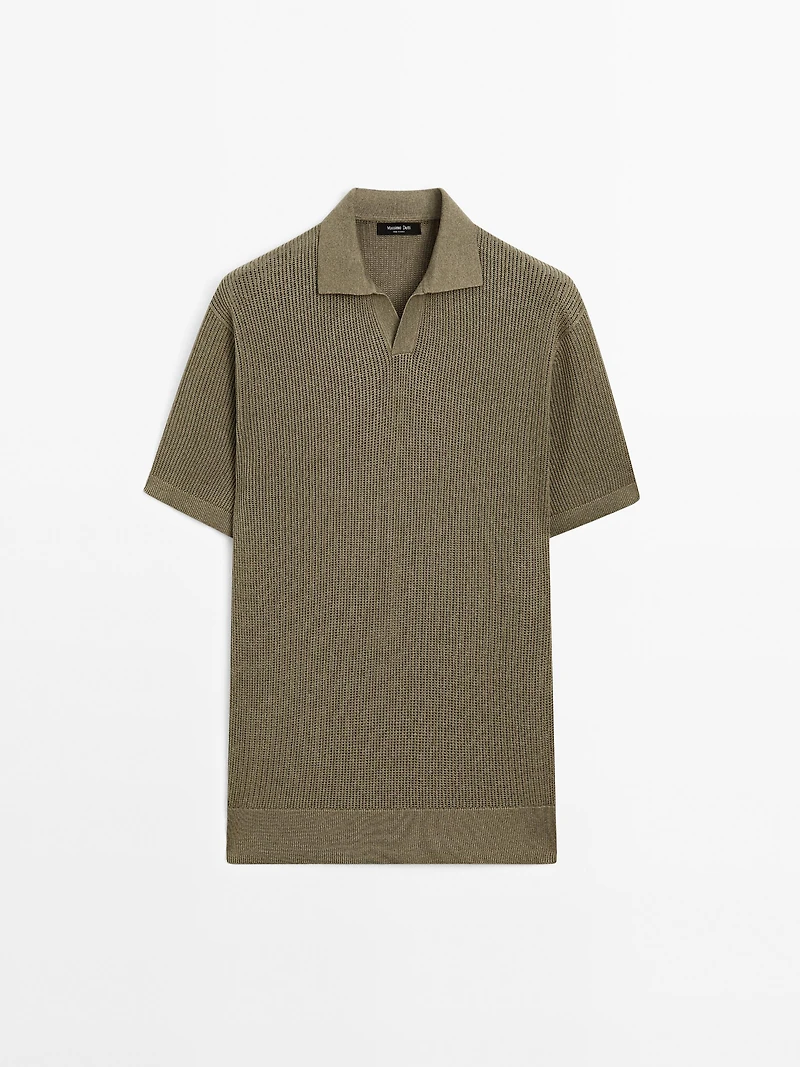 Cutwork V-neck polo shirt