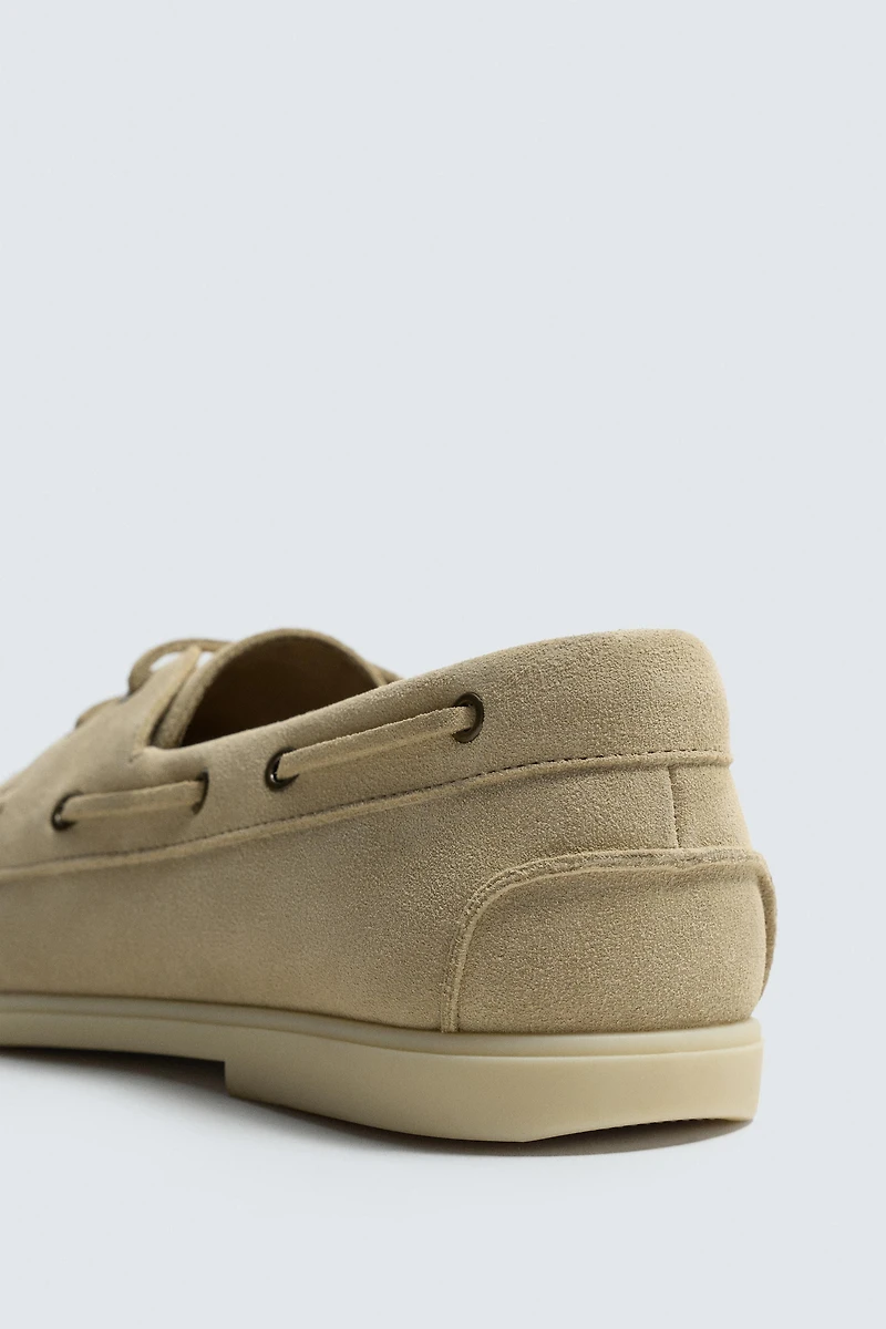 LEATHER BOAT SHOES