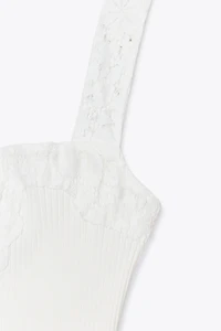 EMBROIDERED RIBBED TOP