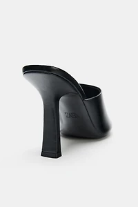 SLIM HEEL MULES