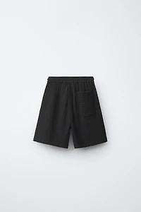 TEXTURED SHORTS