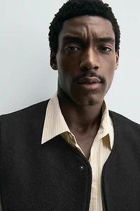 BOUCLÉ TEXTURE WOOL VEST