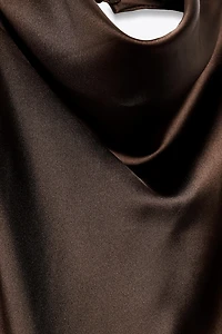 SATIN EFFECT HALTER TOP