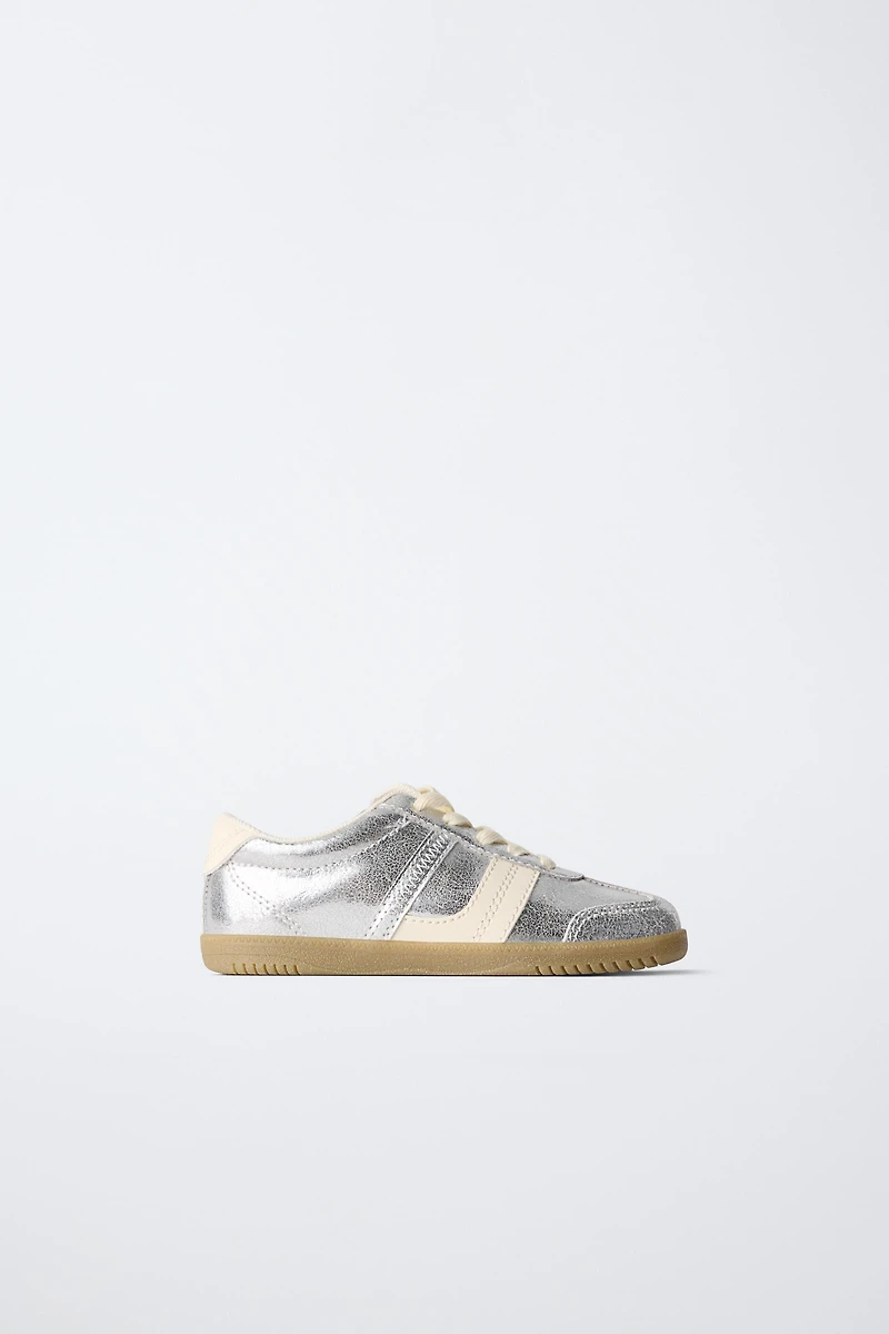METALLIC SNEAKERS