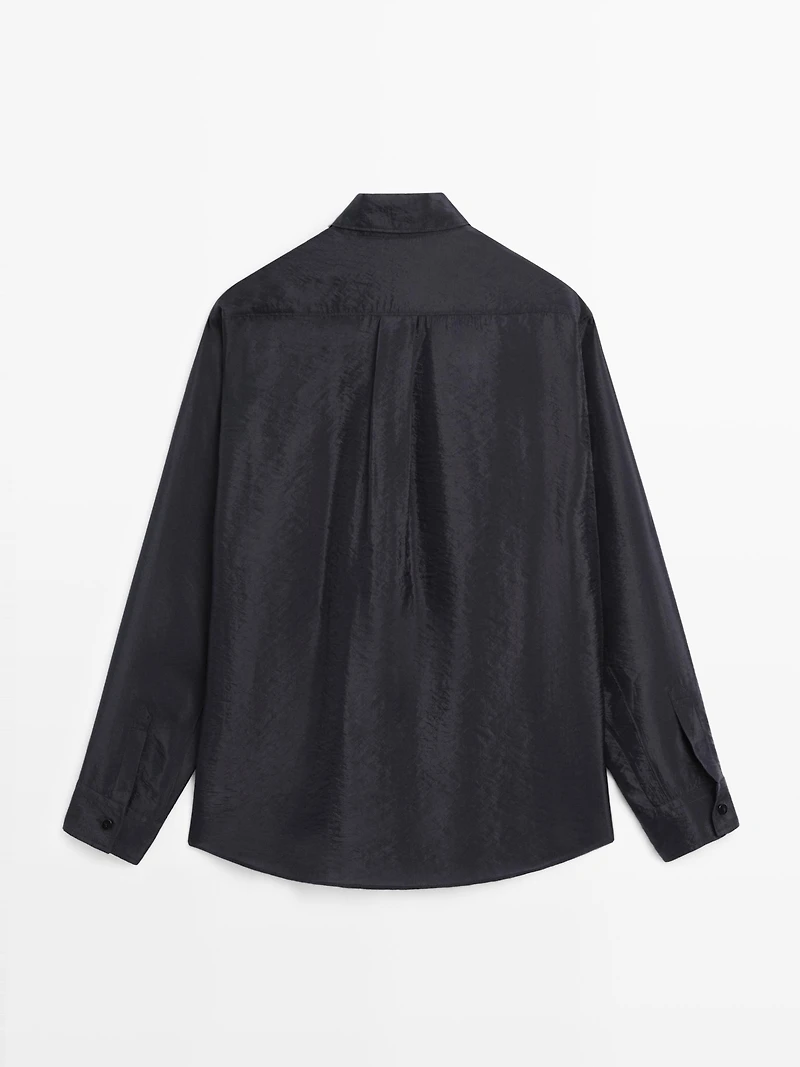Flowing technical shirt
