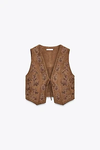 GILET EFFET DAIM BRODÉ AVEC FANTAISIE