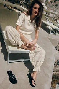 PANTALON BOUFFANT PLISSÉ ET DENTELLE