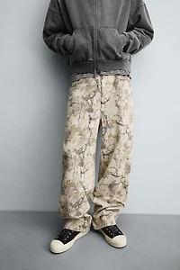 ABSTRACT PRINT BAGGY FIT CARPENTER PANTS