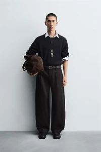 PLEATED BALLOON FIT JEANS