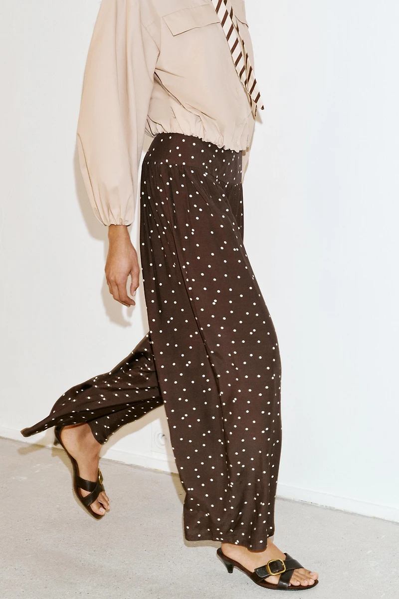 PANTALON LARGE À POIS