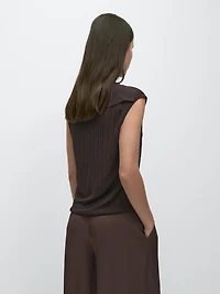 Polo fluide semi-transparent
