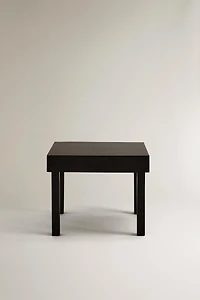 SIDE TABLE MADE OF WOOD AND LEATHER
