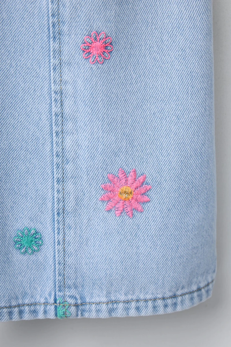 FLORAL EMBROIDERED DENIM DRESS