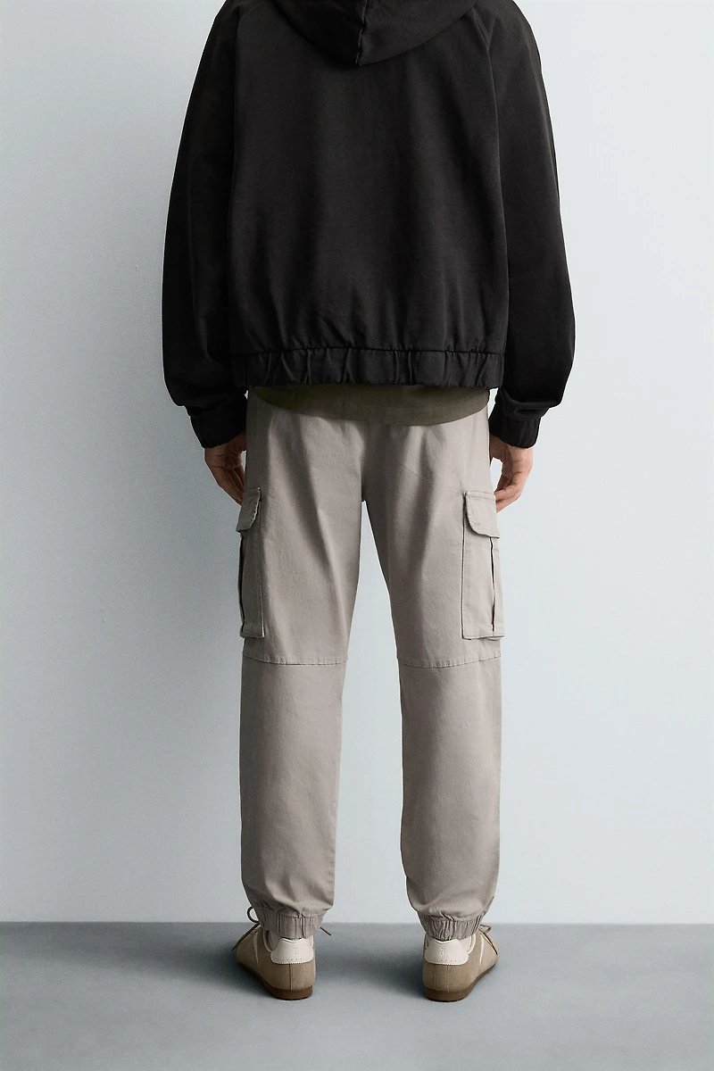 SLIM FIT CARGO PANTS