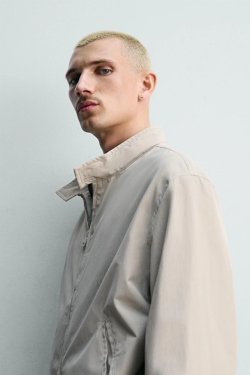 REGULAR FIT TECHNICAL JACKET