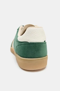 COLORED SNEAKERS