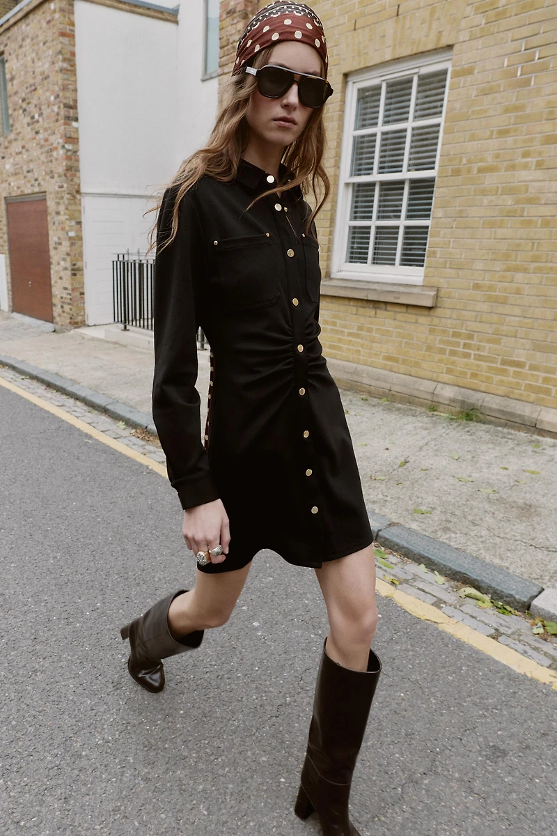 ROBE AJUSTÉE EN CRÊPE