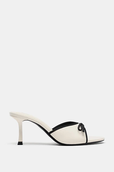 BOW HEELED SANDALS