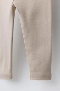 LEGGING BASIQUE ÉTIQUETTE