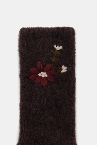 EMBROIDERED FLORAL SOCKS
