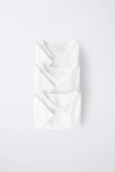 LOT DE TROIS BODYS MANCHES COURTES COL KIMONO