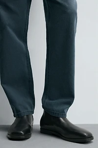 LEATHER CHELSEA BOOTS