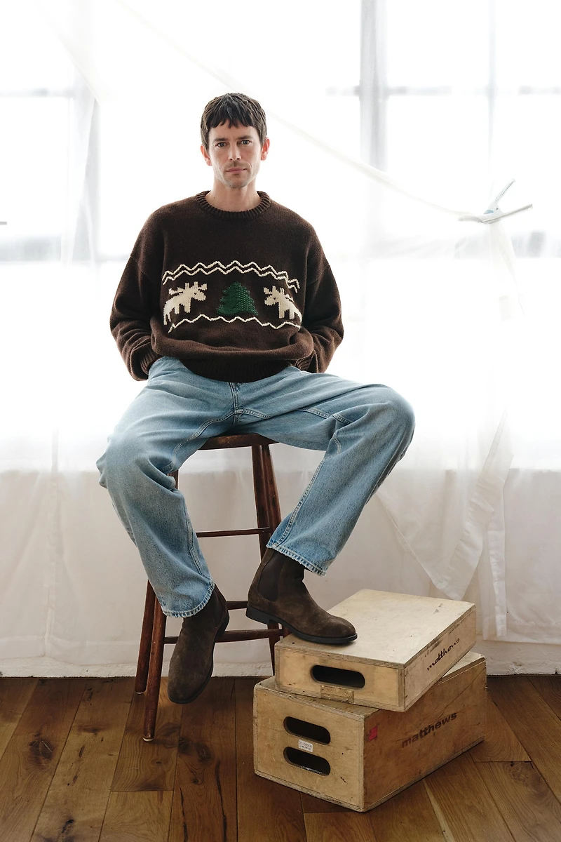 PULL EN MAILLE AVEC LAINE ET RENNES BRODÉS