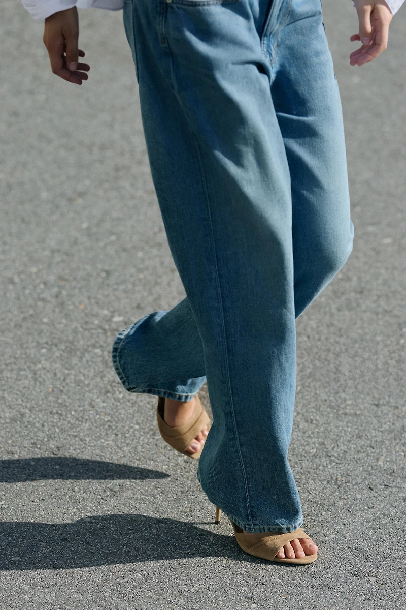 SANDALES À TALONS EN CUIR