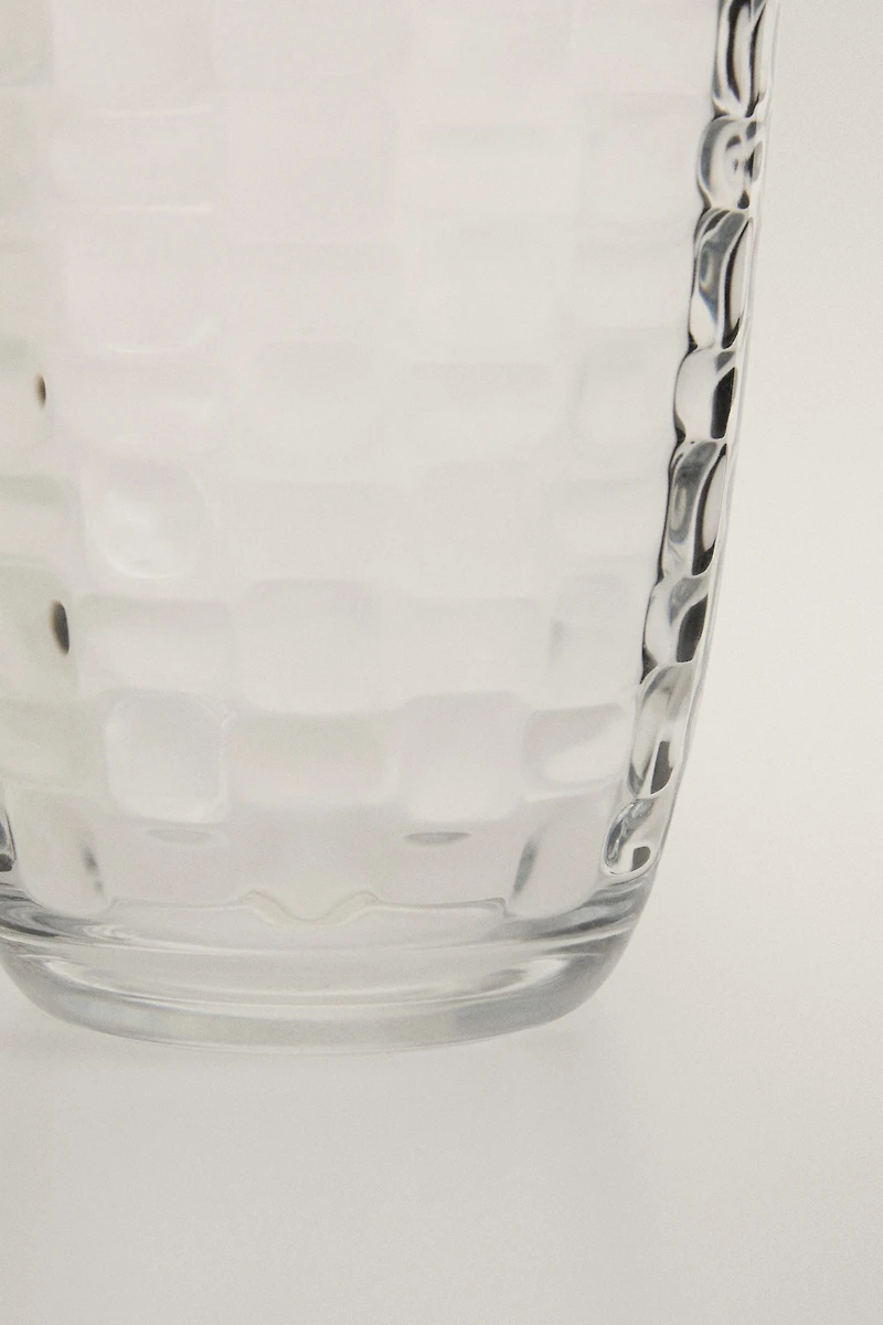 RAISED SQUARE-EFFECT TUMBLER