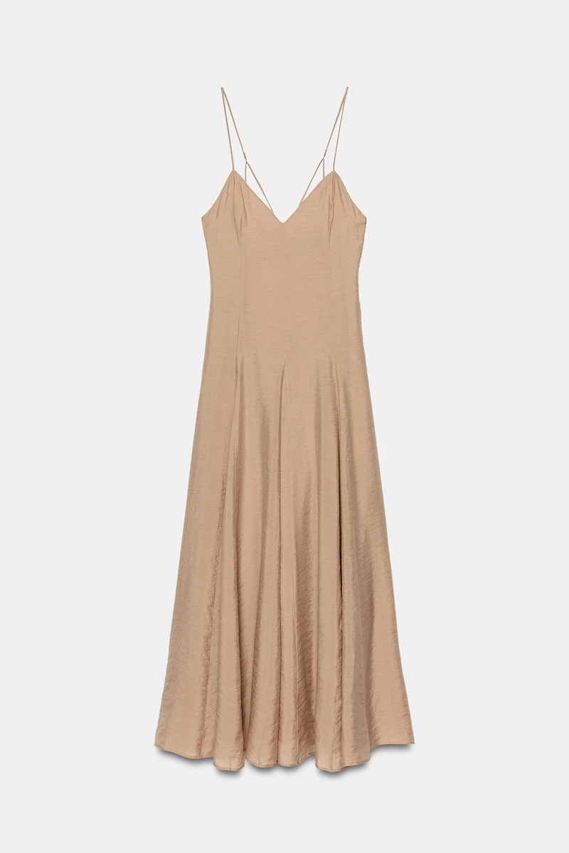FLOWY STRAPPY MIDI DRESS