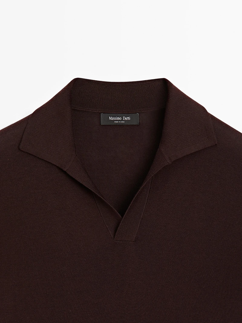 Knit sweater with a polo collar