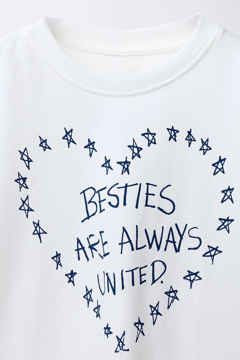 T-SHIRT À INSCRIPTION IMPRIMÉE