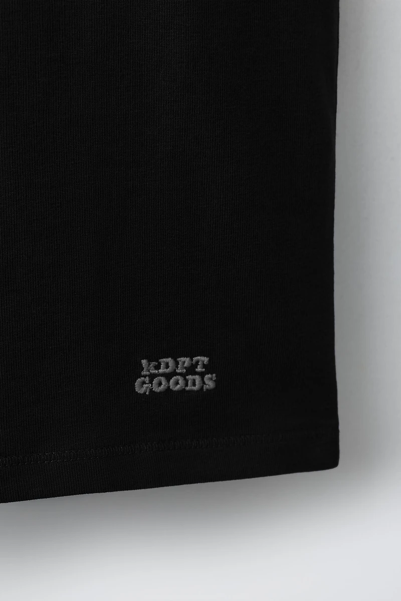T-SHIRT SANS MANCHES