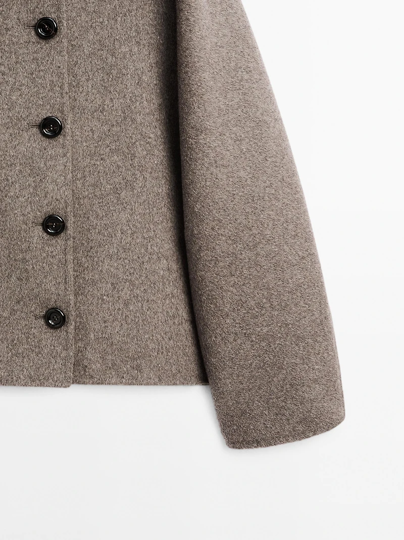 Manteau court à col montant en laine mélangée