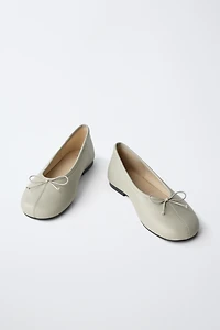 BALLERINES EN CUIR AVEC NŒUD