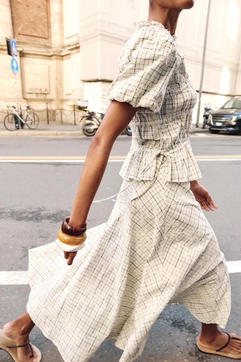 EMBROIDERED PLAID SKIRT WITH BOWS
