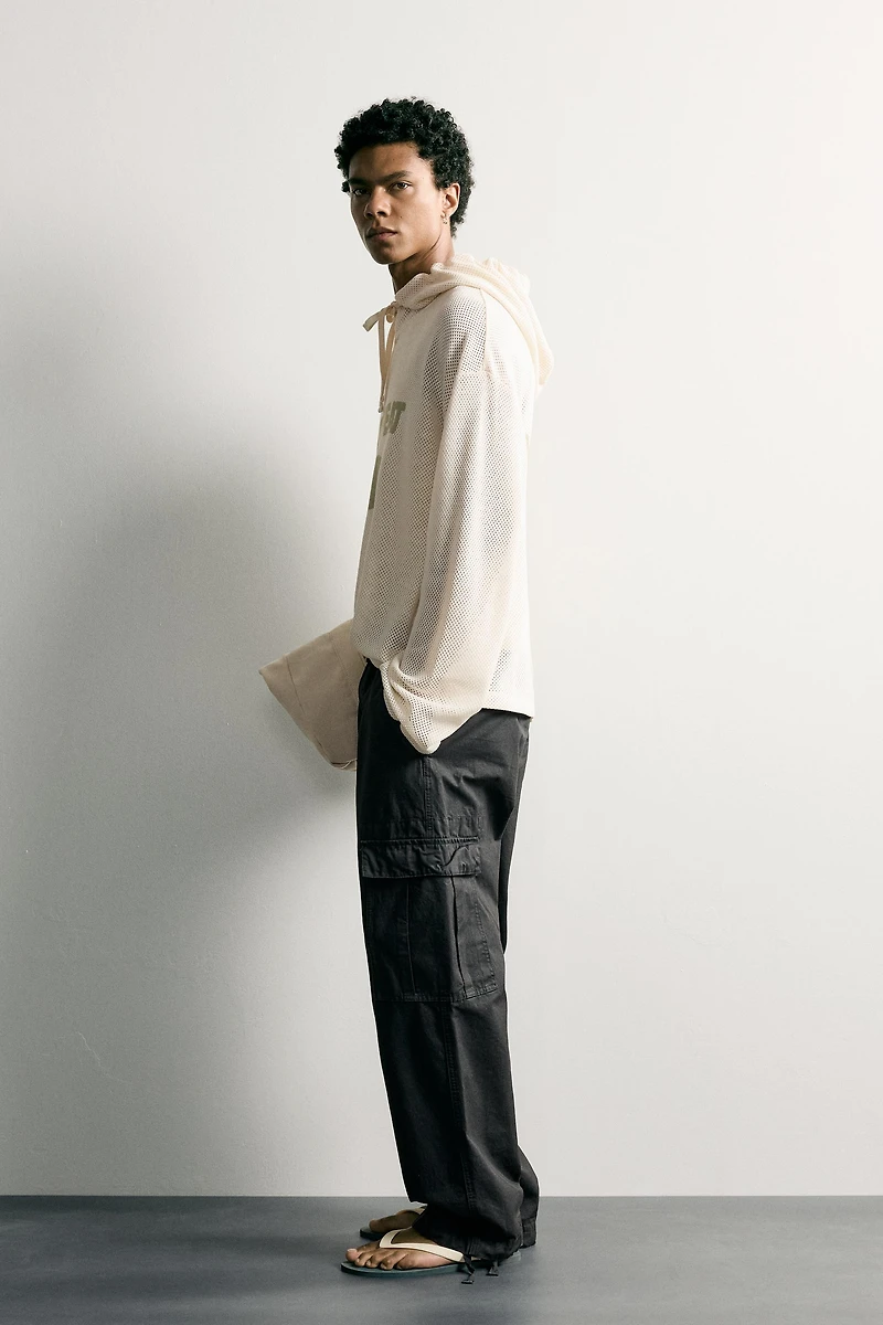 RELAXED FIT HOODIE SWEATSHIRT
