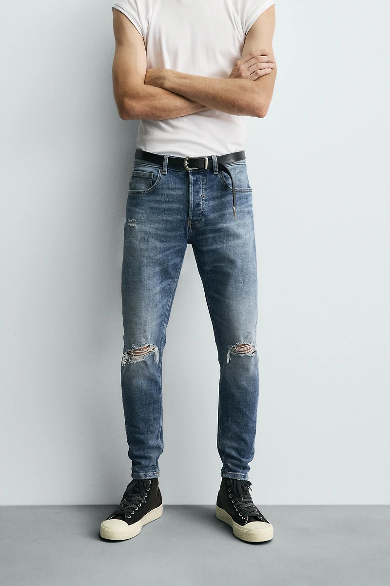 RIPPED SKINNY FIT JEANS