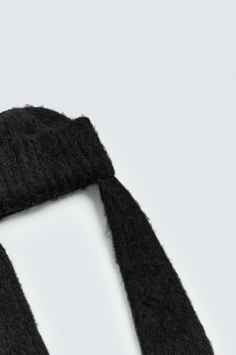 GOOFY EAR KNIT BEANIE HARRY LAMBERT FOR ZARA X DISNEY