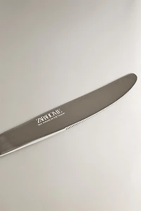 SHINY STEEL KNIFE