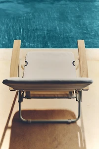 FOLDING BEACH CHAIR WITH WOODEN ARMRESTS